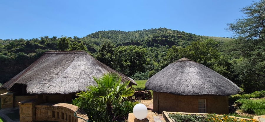 11 Bedroom Property for Sale in Groot Marico North West